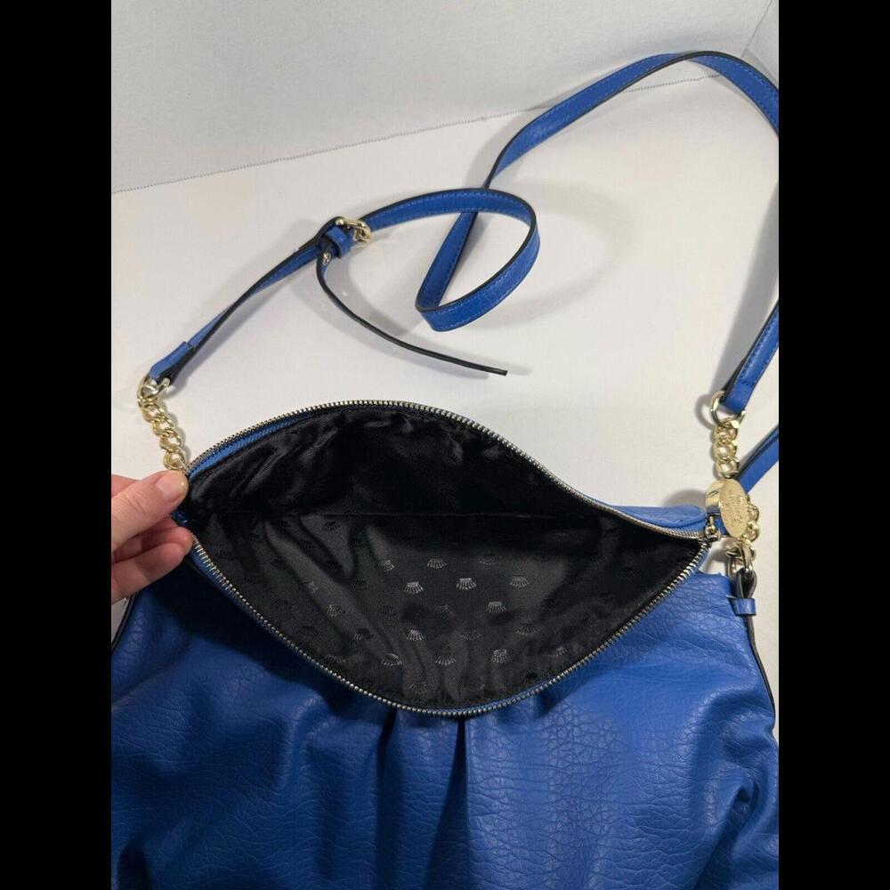 Juicy Couture Blue Pebbled Faux Leather Zip/Snap 2-Compartment Crossbody Bag - Picture 7 of 9